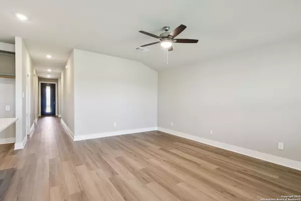 Schertz, TX 78154,12605 Winding Butte