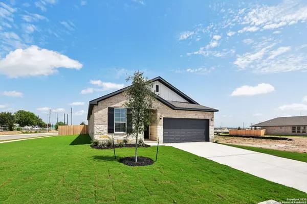 Schertz, TX 78154,12707 Horizon Crest