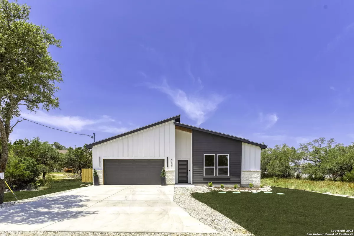 Spring Branch, TX 78070,371 Granite Rd