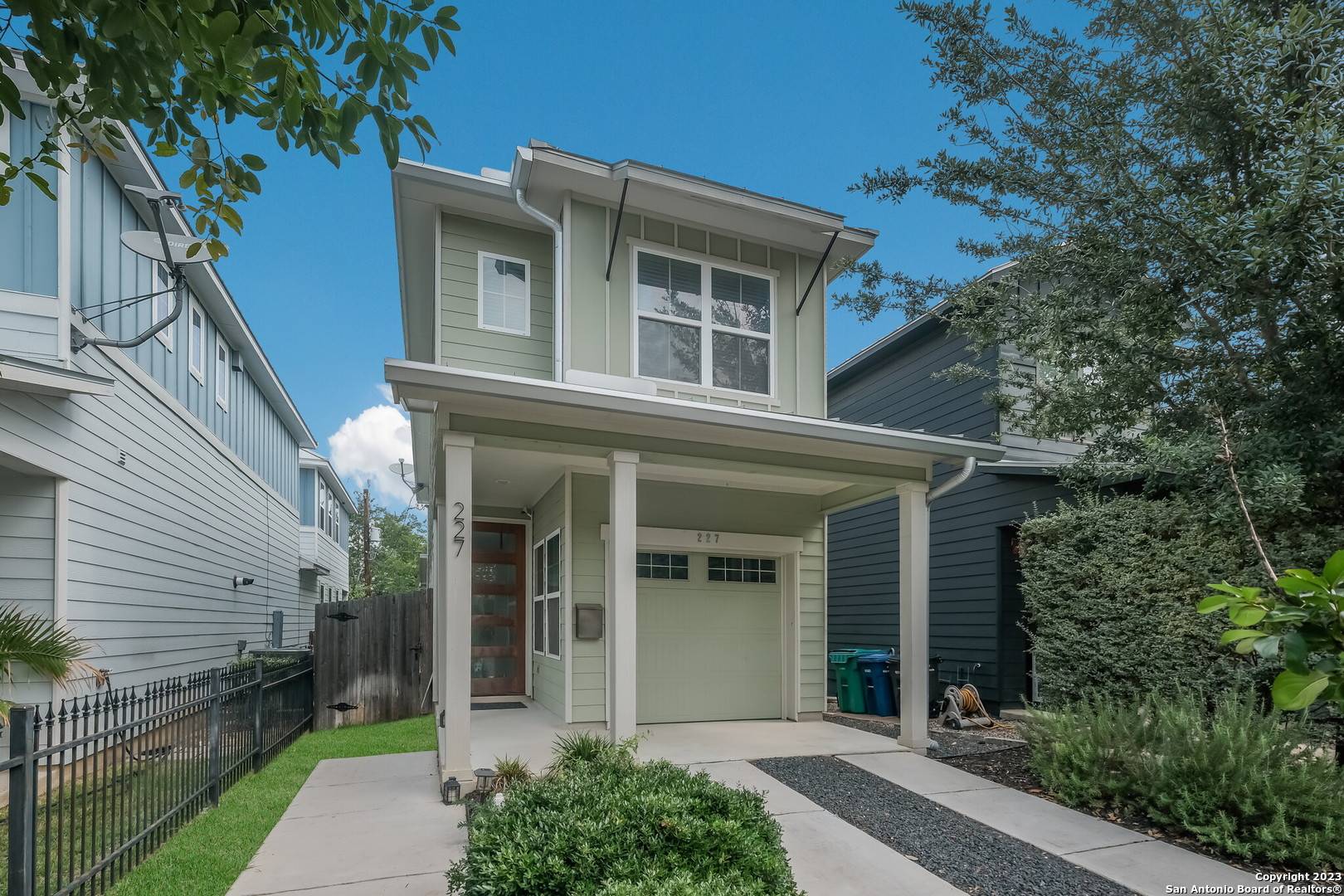 227 CLAREMONT, San Antonio, TX 78209-6805