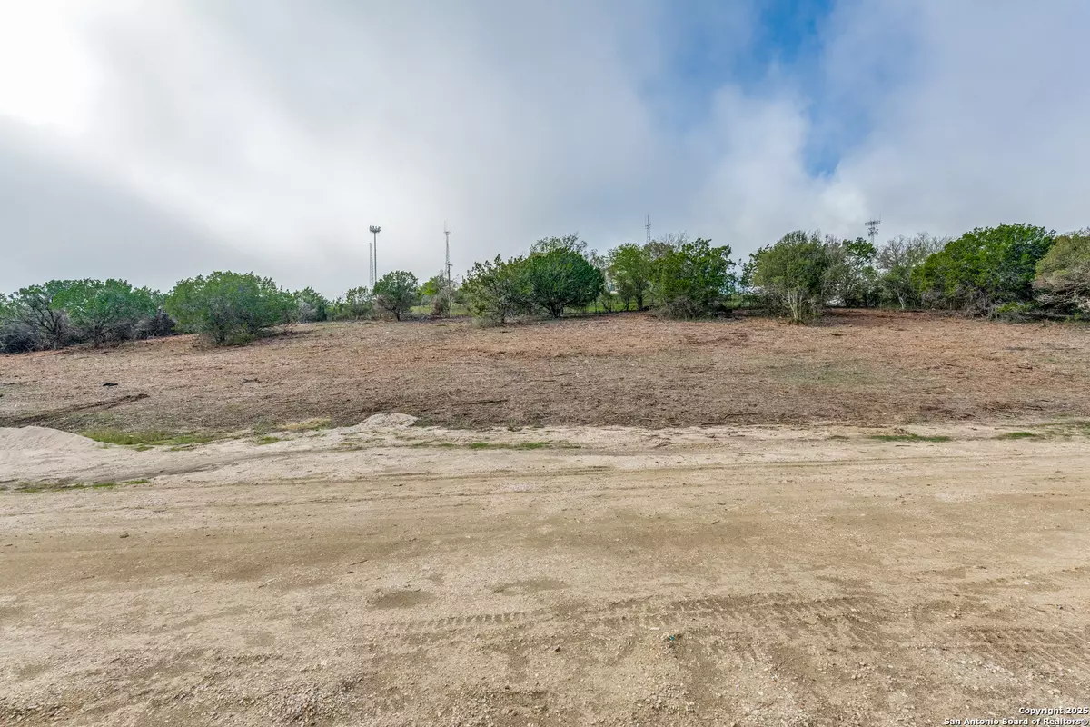 Live Oak, TX 78233,013 Wesp Way