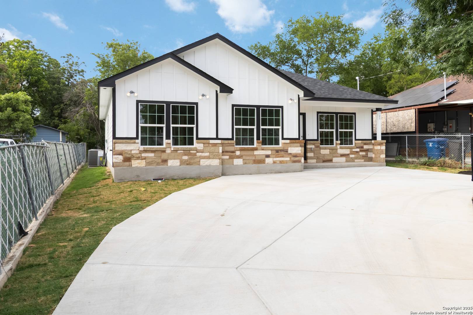 San Antonio, TX 78211,127 Hopi