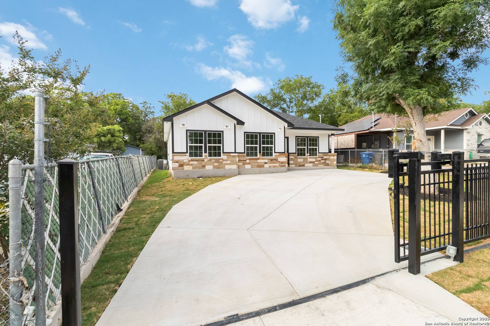 San Antonio, TX 78211,127 Hopi