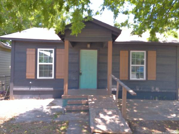 2619 Houston St, San Antonio, TX 78202-3228