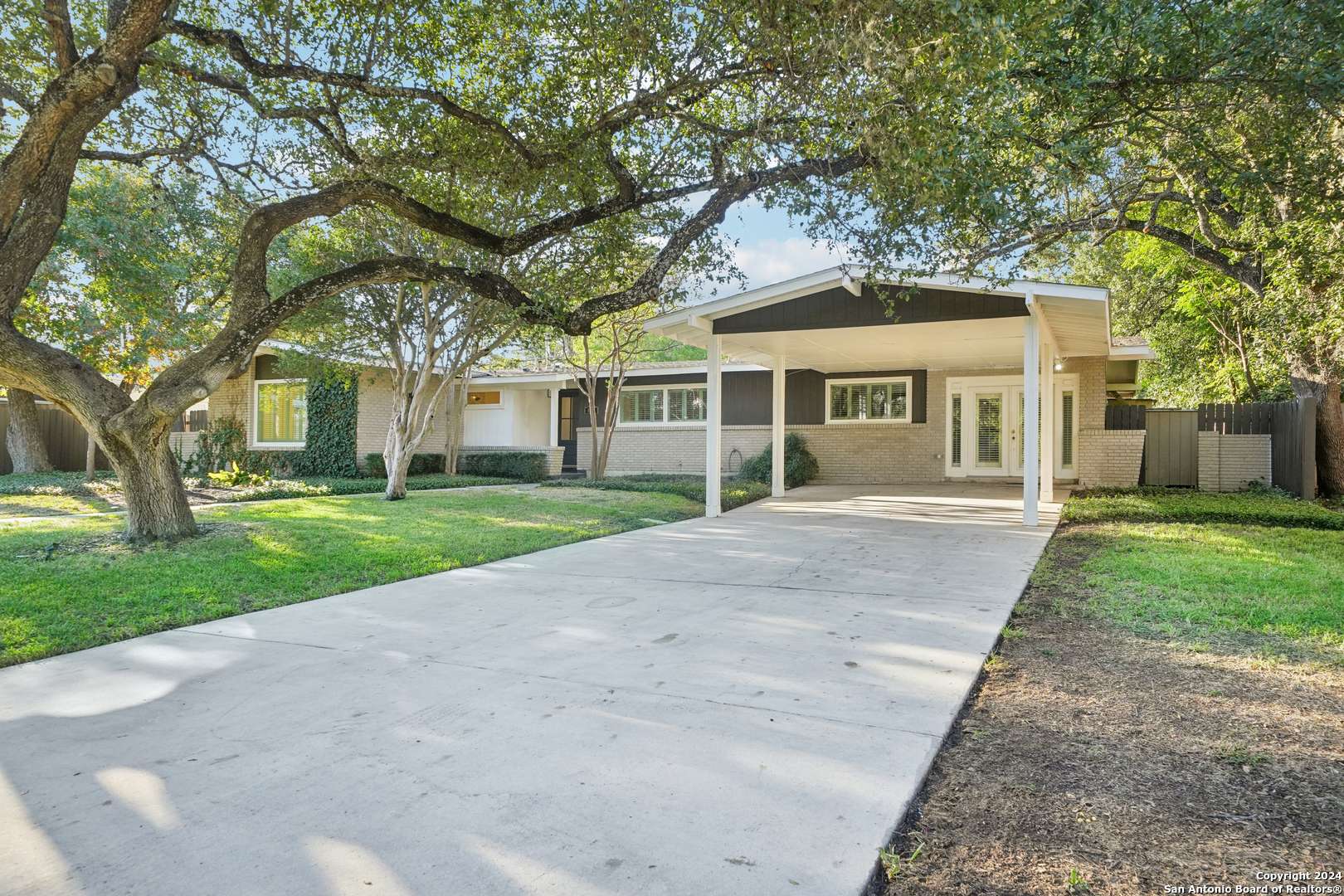 San Antonio, TX 78209,446 Forrest Hill