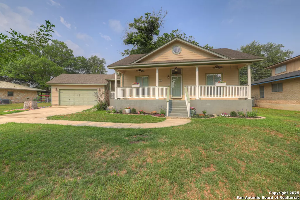 Seguin, TX 78155,141 Rio Grande