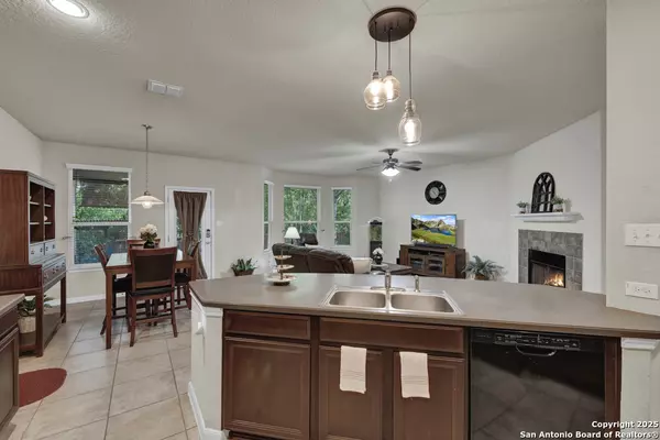 Windcrest, TX 78239,1104 Magellan