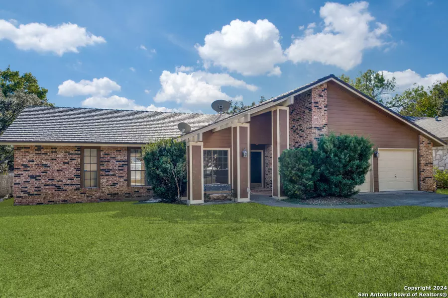 2514 Silver Ridge St, San Antonio, TX 78232