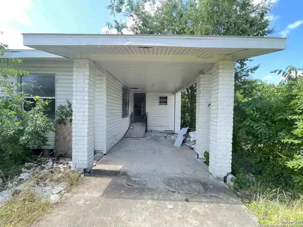 San Antonio, TX 78211,726 Price