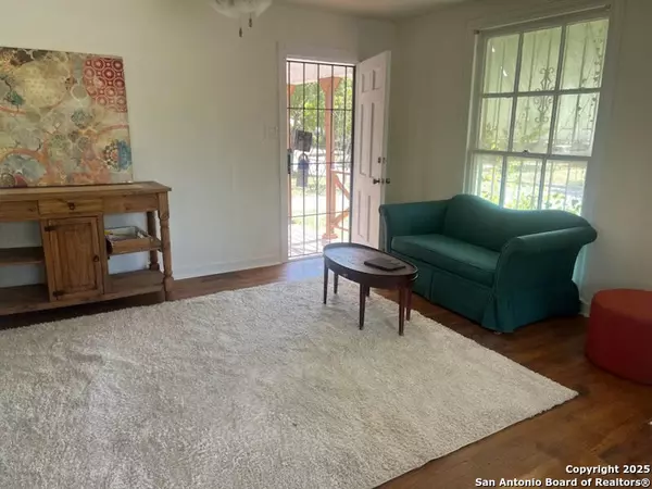 San Antonio, TX 78228,389 Meredith