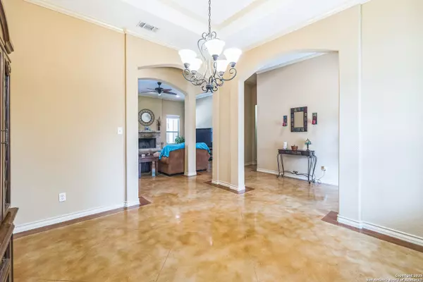 Bandera, TX 78003,448 Western