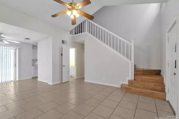 San Antonio, TX 78245,10222 Canton Fld