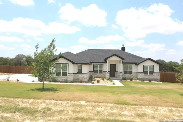 109 HONDO DRIVE, La Vernia, TX 78121