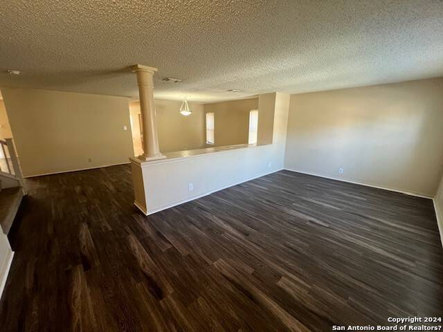 San Antonio, TX 78249,7622 Briston Park