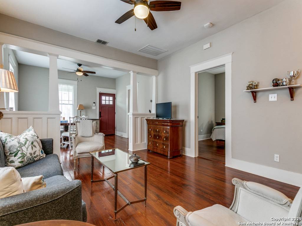 San Antonio, TX 78202,521 Palmetto