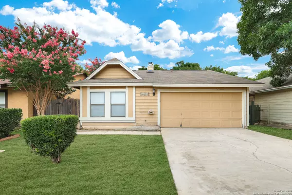 3951 Chimney Springs, San Antonio, TX 78247