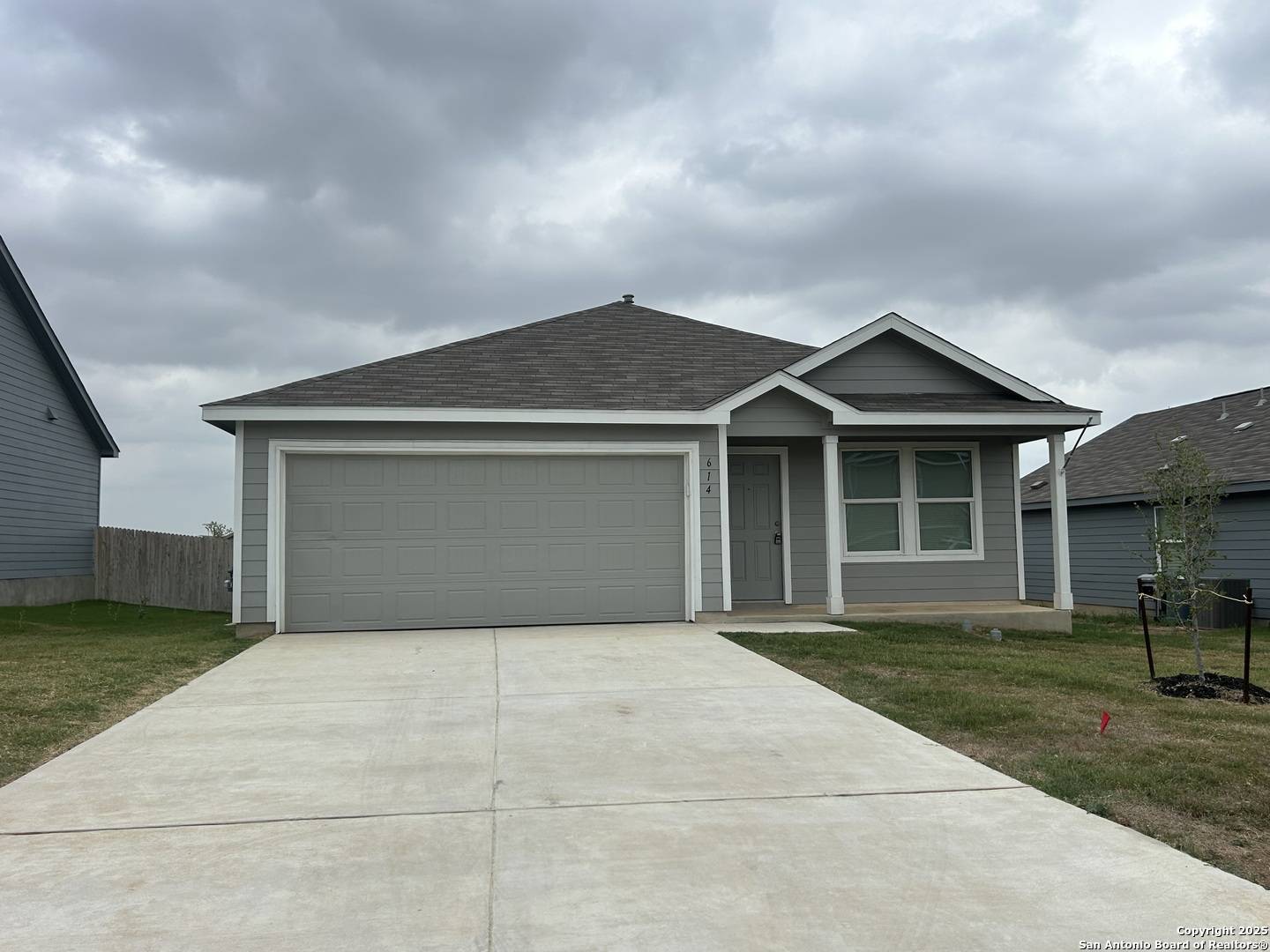 614 Agave, Jourdanton, TX 78026