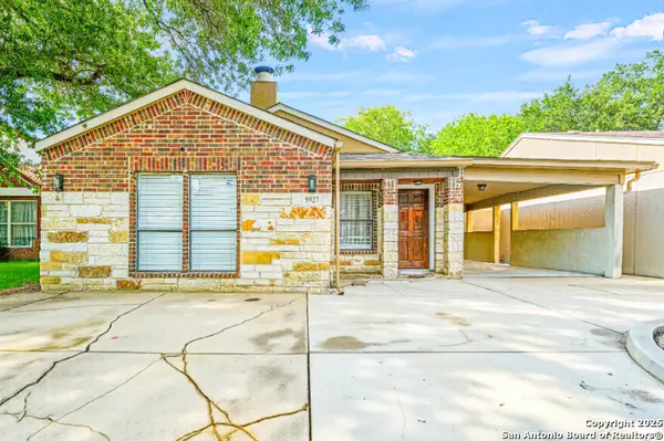 San Antonio, TX 78245,9927 Sandy Fld