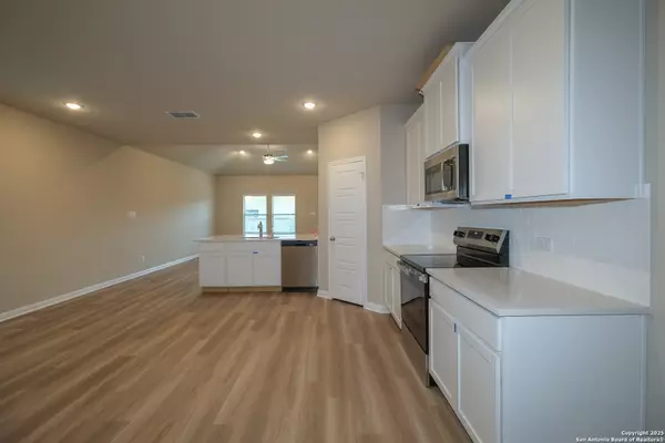 New Braunfels, TX 78130,4246 Winston Way