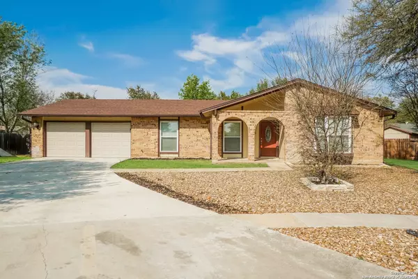 13815 Crested Point, San Antonio, TX 78217