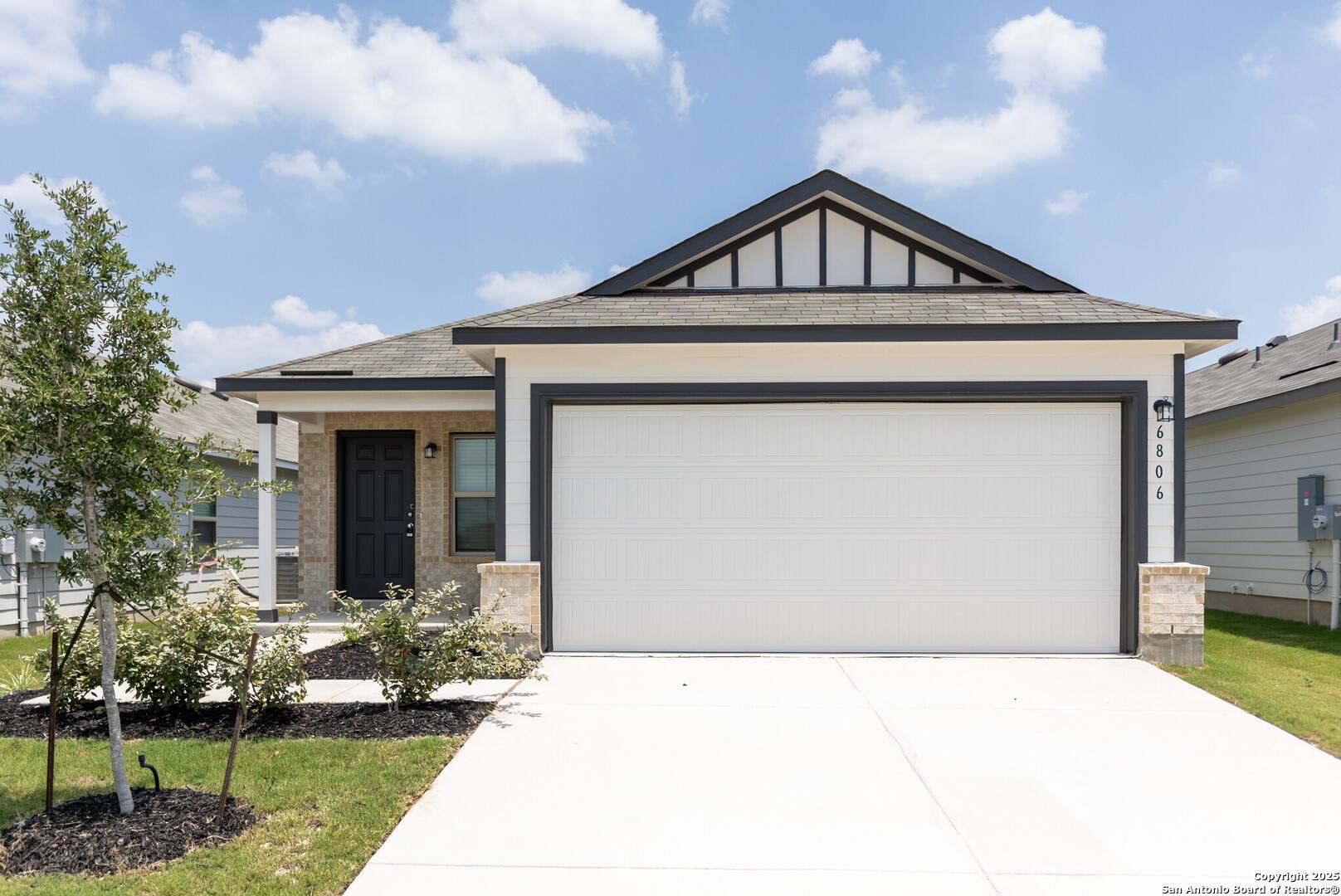 6806 Falcor Forest, San Antonio, TX 78253