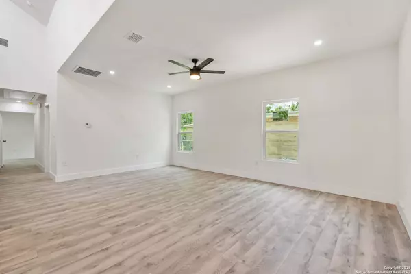San Antonio, TX 78213,259 Future