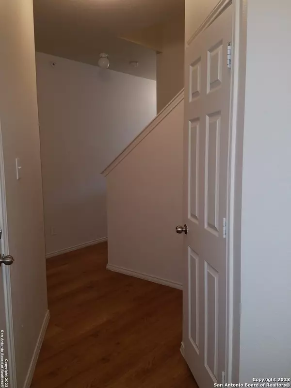 Universal City, TX 78148,10610 Mathom Landing UNIT 2