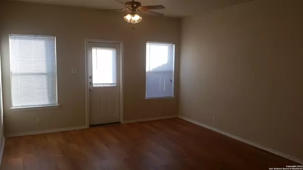 Universal City, TX 78148,10610 Mathom Landing UNIT 2
