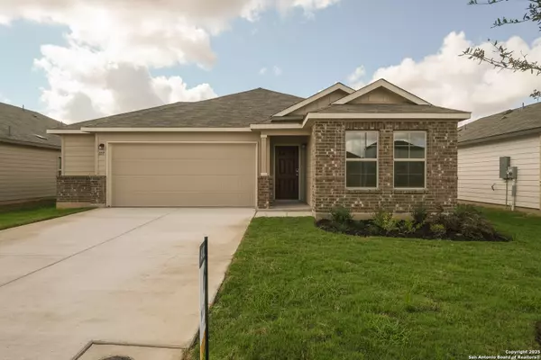 1117 Limestone Ridge, Seguin, TX 78155