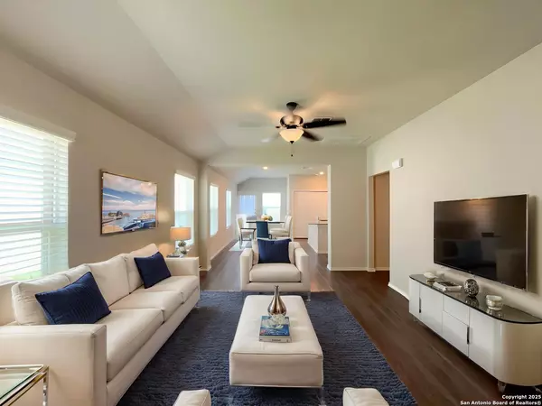 Converse, TX 78109,10831 RANDOLPH WAY