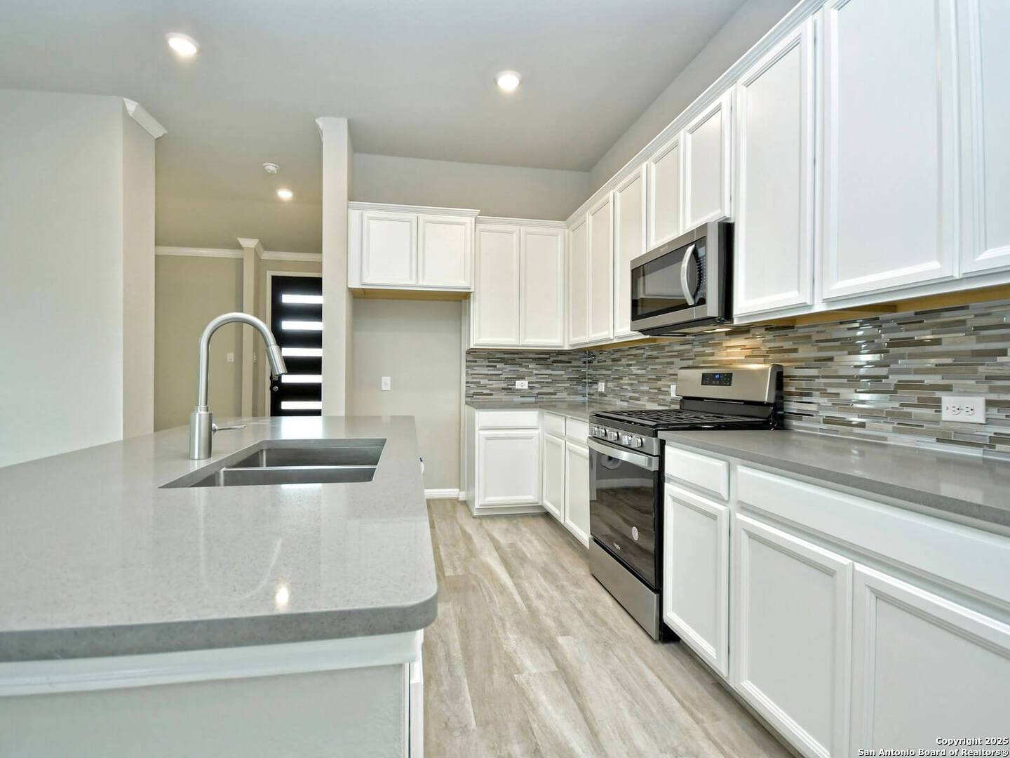 San Antonio, TX 78254,9917 Paladin Ridge