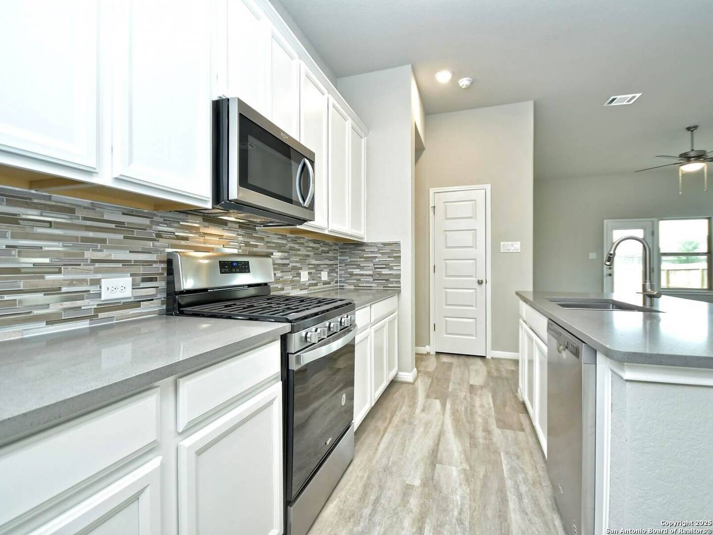 San Antonio, TX 78254,9917 Paladin Ridge