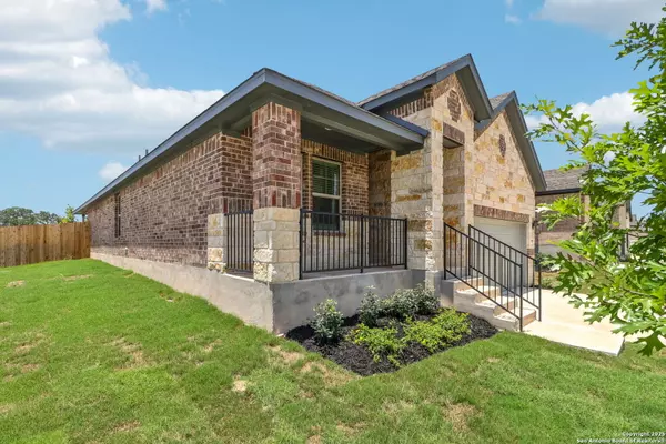 San Antonio, TX 78254,9905 Paladin Ridge