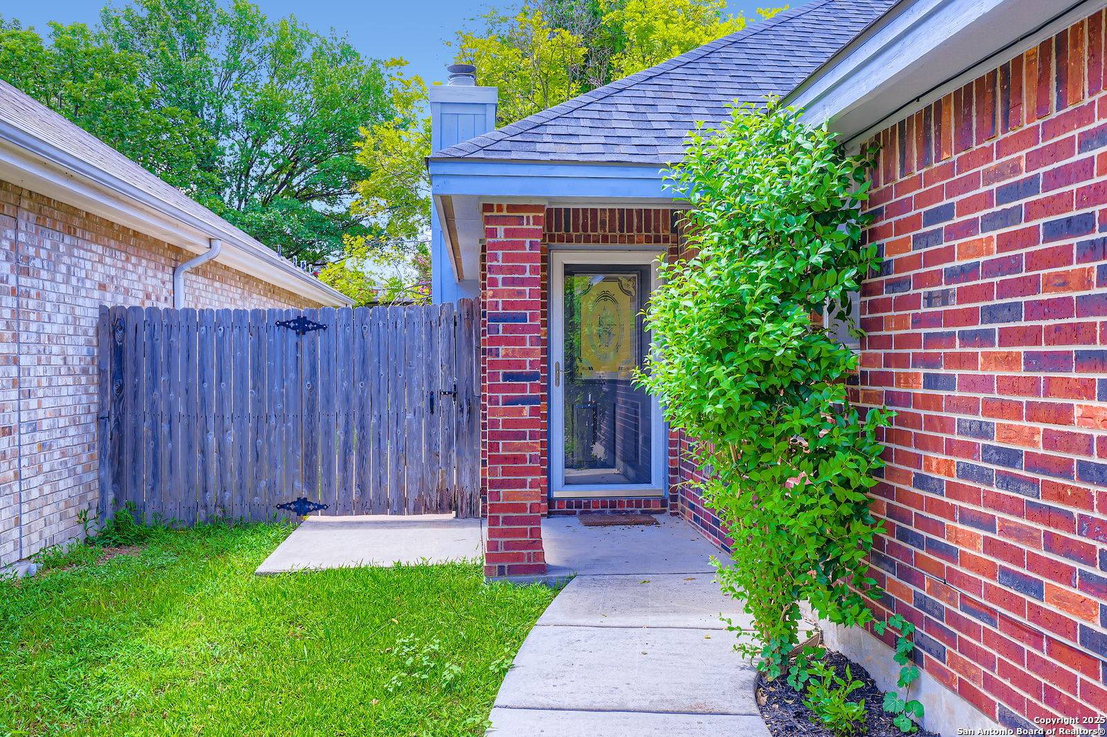 New Braunfels, TX 78130,1671 Dustin Cade Dr