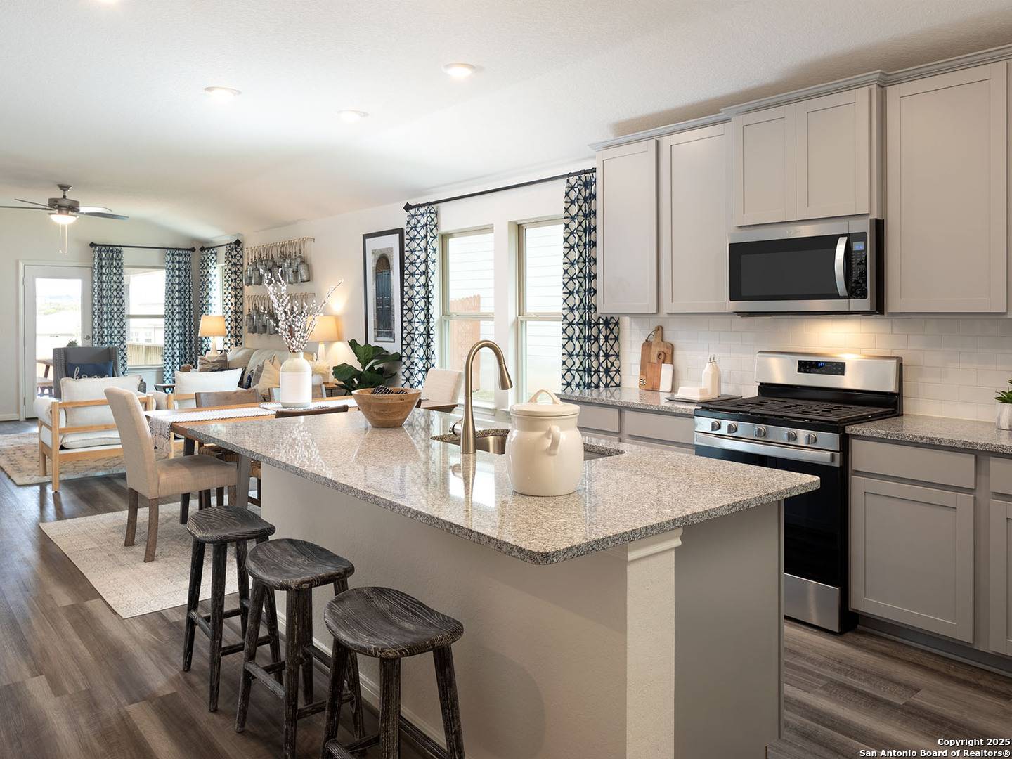 San Antonio, TX 78254,9909 Paladin Ridge