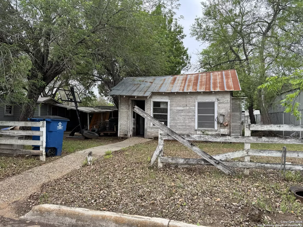 Poteet, TX 78065,737 Avenue F