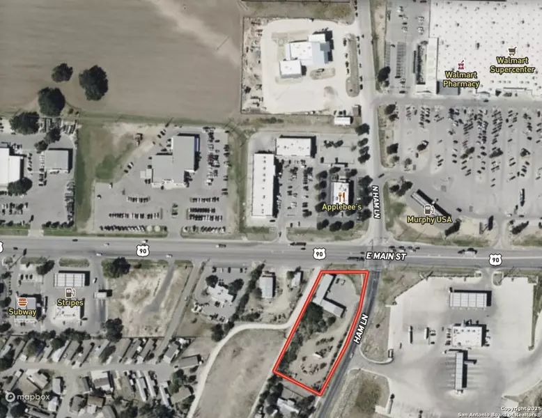 101 Ham Lane, Uvalde, TX 78801
