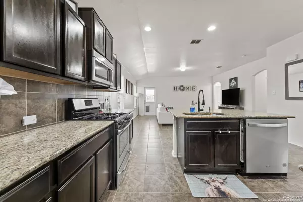 Schertz, TX 78154,9814 Selestat Pt