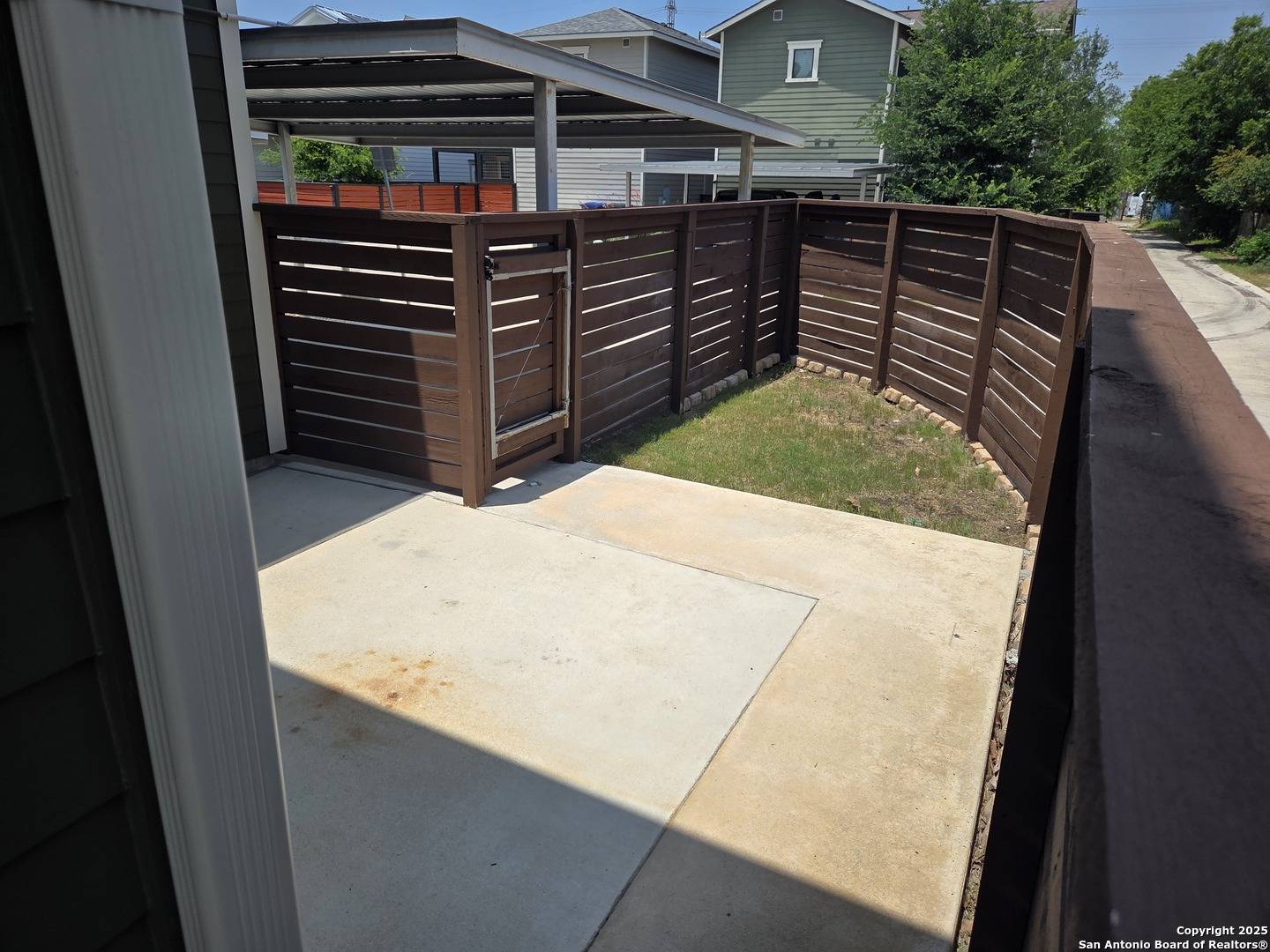 San Antonio, TX 78202,631 Burleson St