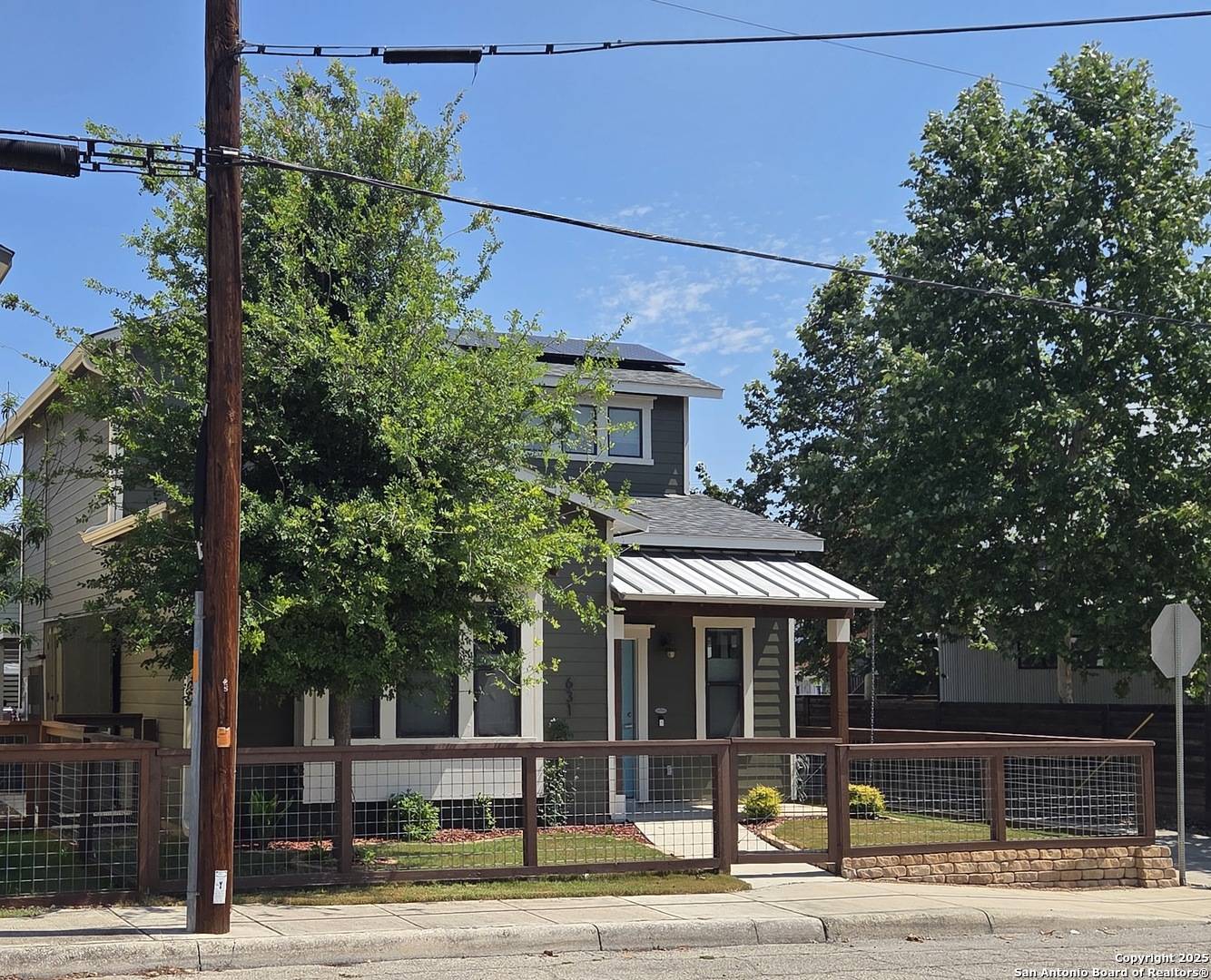 San Antonio, TX 78202,631 Burleson St