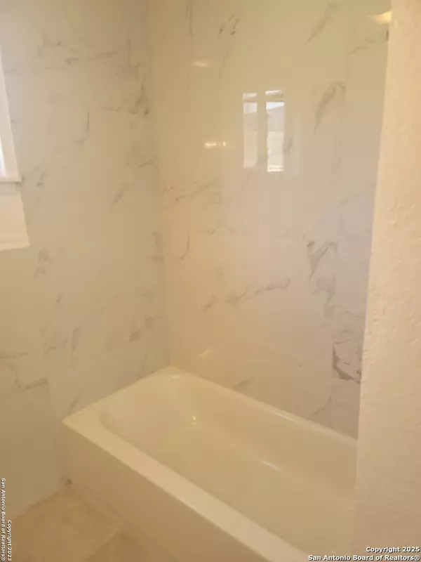 San Antonio, TX 78227,359 Revlon