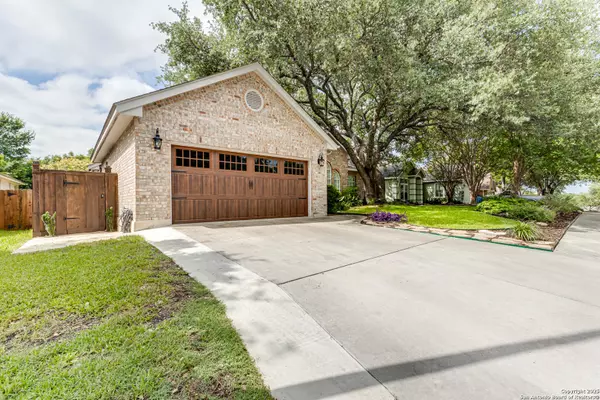 San Antonio, TX 78249,6502 Amber Oak