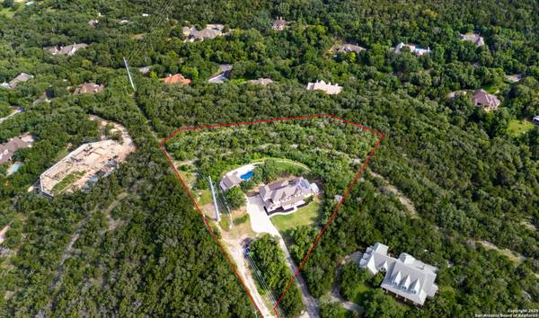 15311 Escarpment Oak, Helotes, TX 78023
