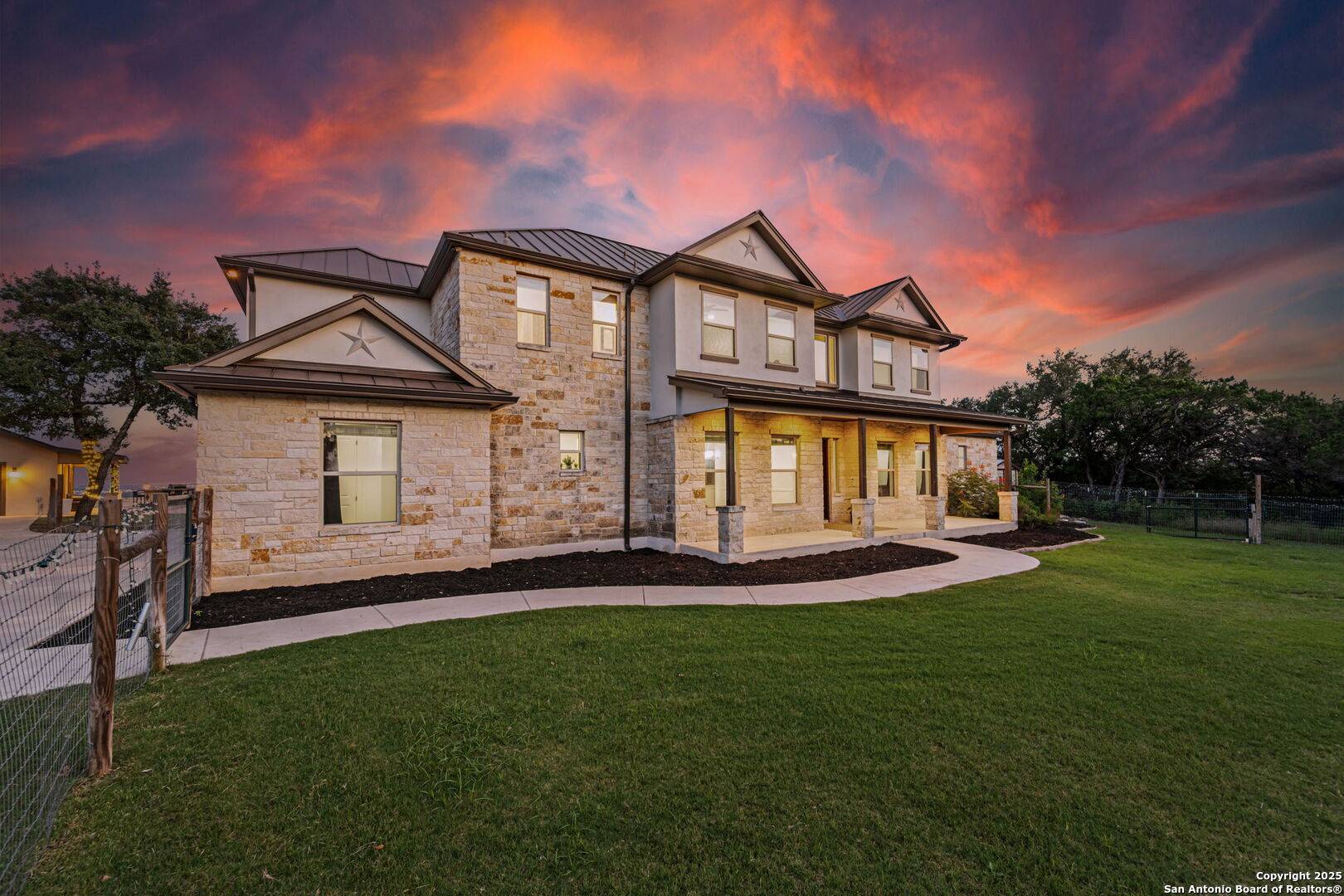 Helotes, TX 78023,15311 Escarpment Oak
