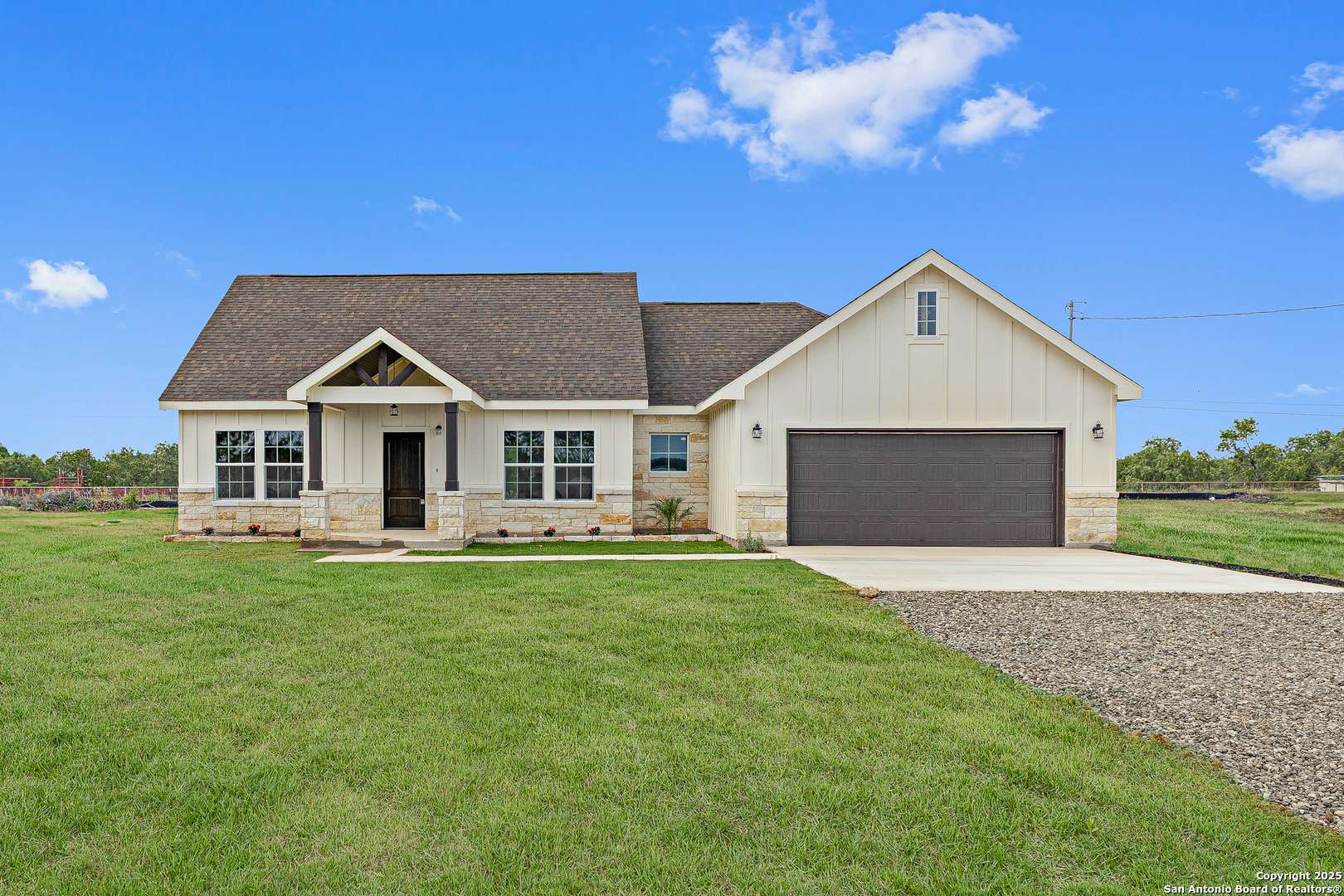 13016 Pueblo Nuevo, Atascosa, TX 78002