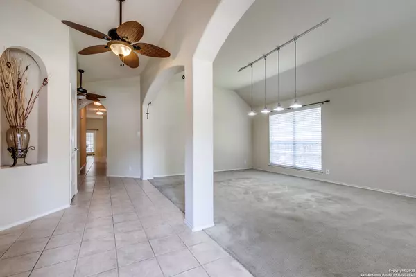 San Antonio, TX 78261,2710 Trinity Rdg