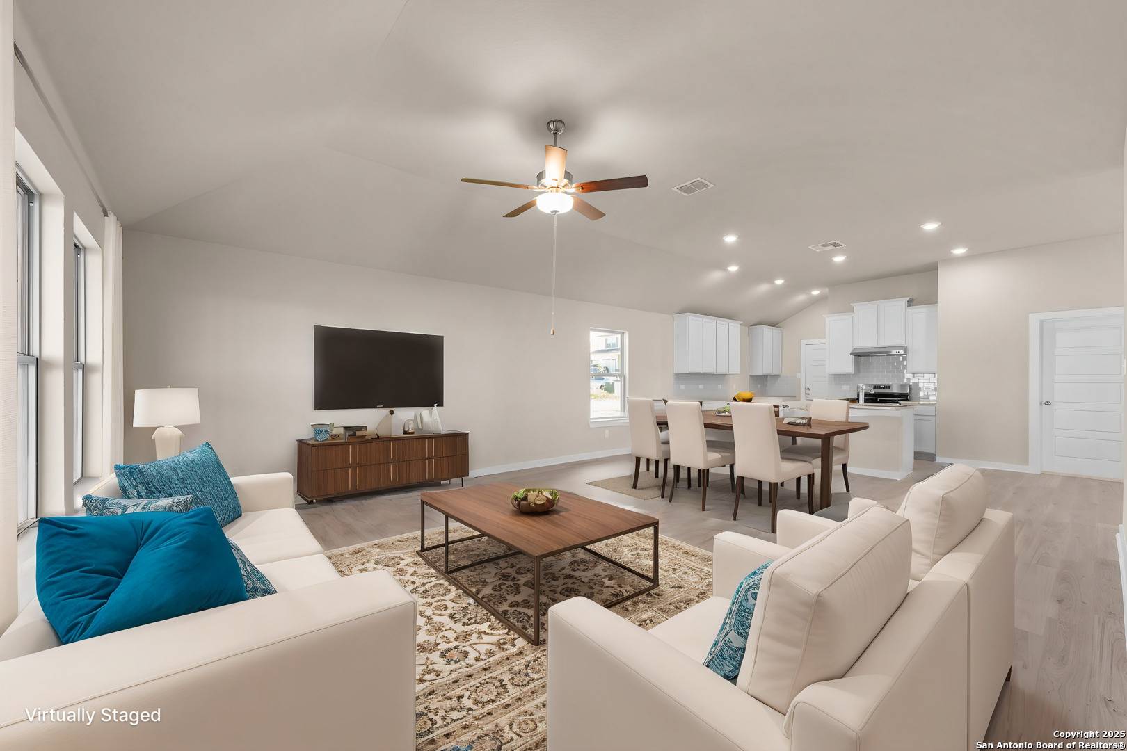 Seguin, TX 78155,1132 Limestone Ridge