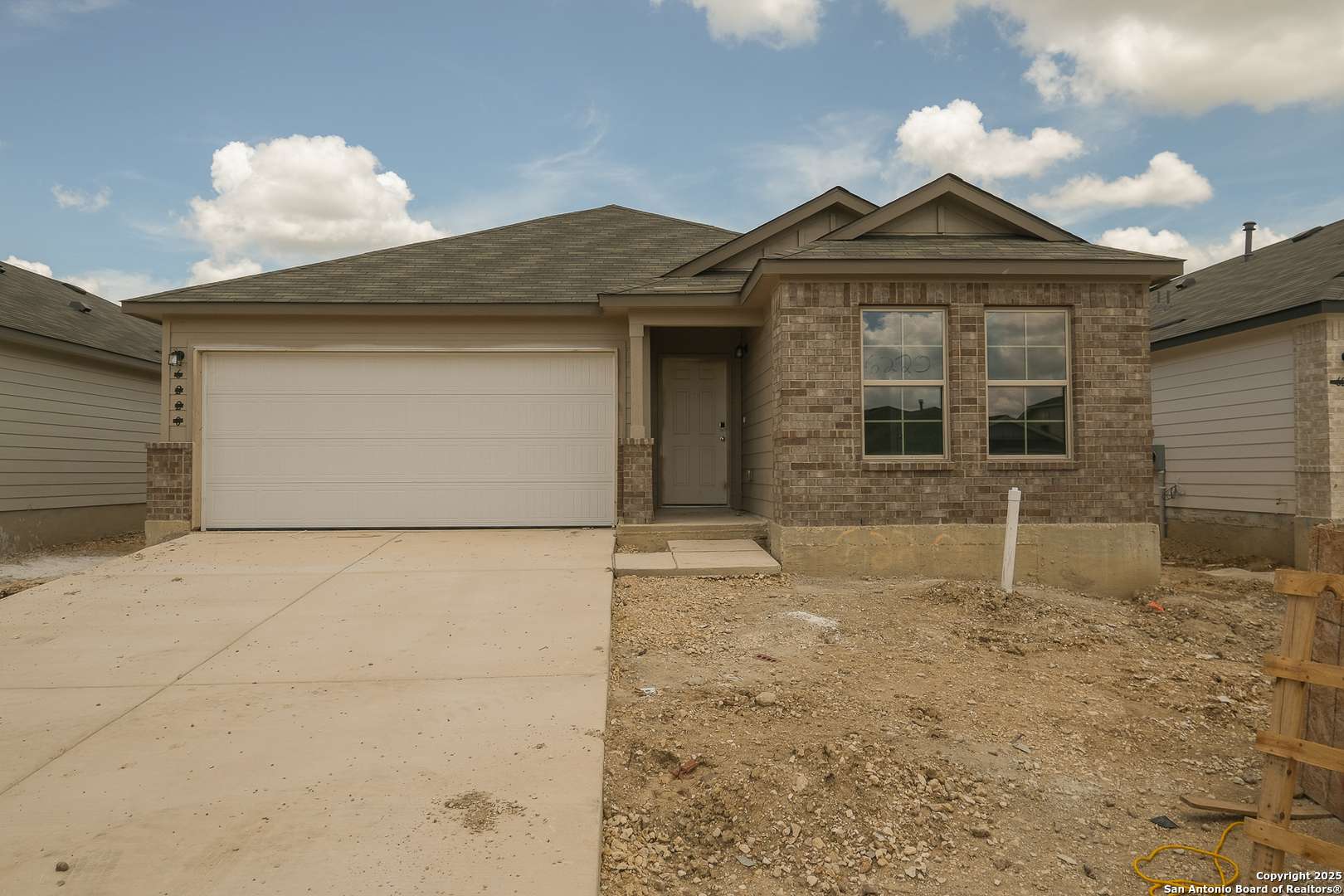 San Antonio, TX 78254,6220 Persimmon Lake