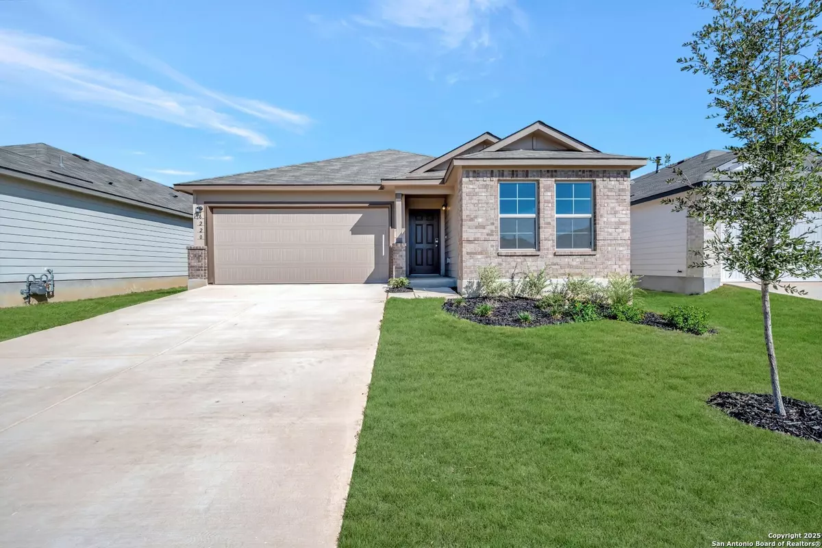 San Antonio, TX 78245,6220 Persimmon Lake