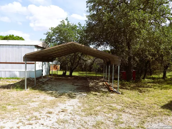 Lakehills, TX 78063,753 Upland Road